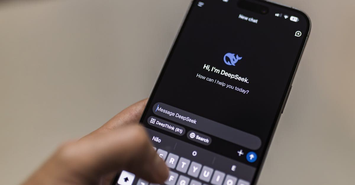 Knowledge base article being surfaced in a live chat widget