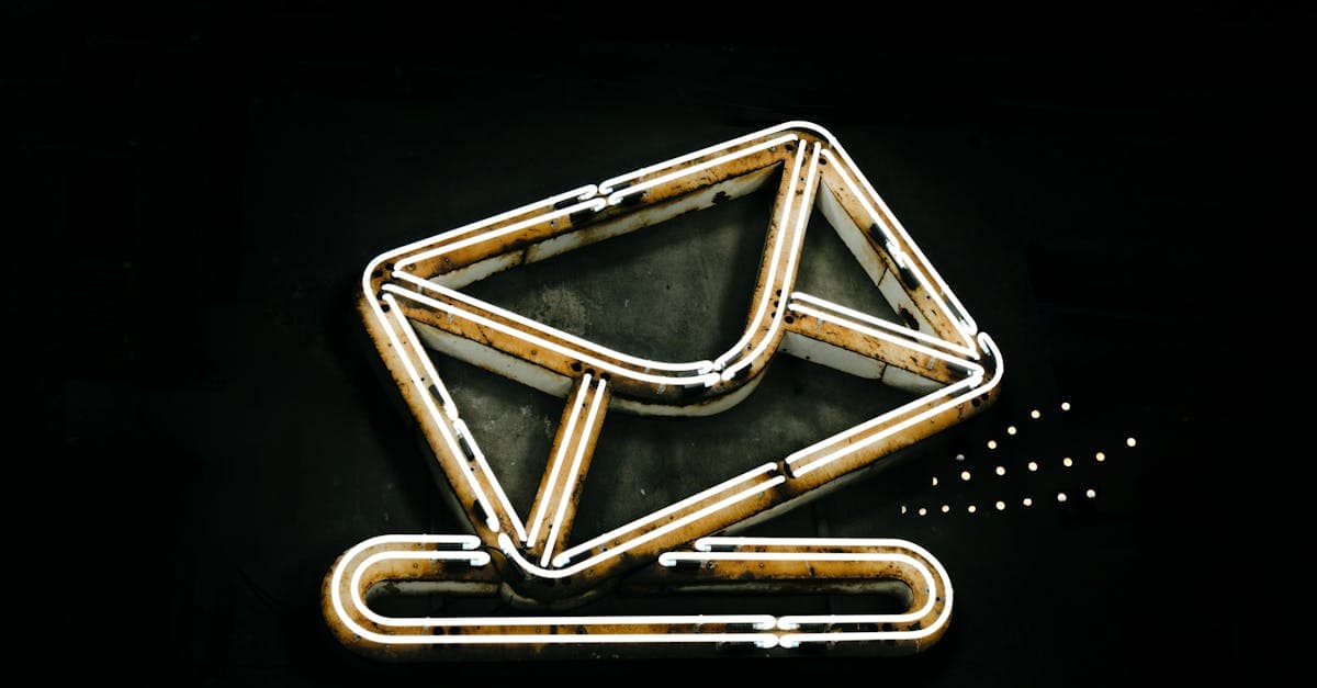 Customer satisfaction survey with star ratings next to support analytics charts