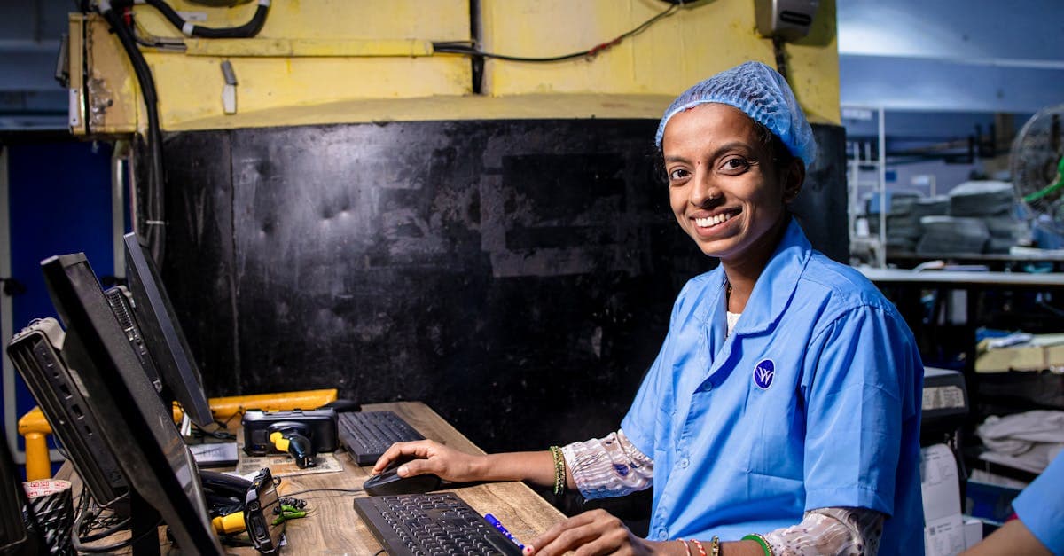 Calculator and timesheet showing overtime hours highlighted in a different colour