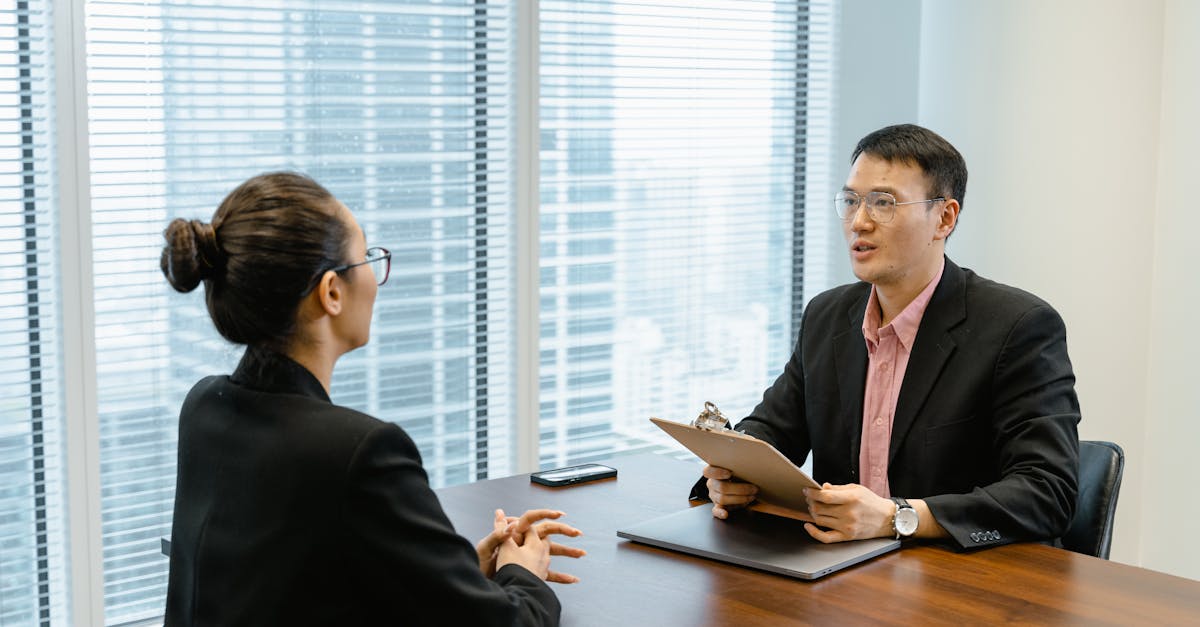 Manager and employee having a constructive performance review discussion